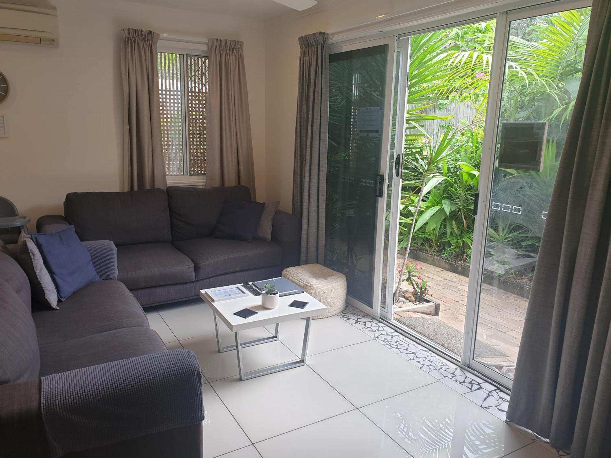 Homestyle Hostel - 18-36Yrs Caloundra Bagian luar foto
