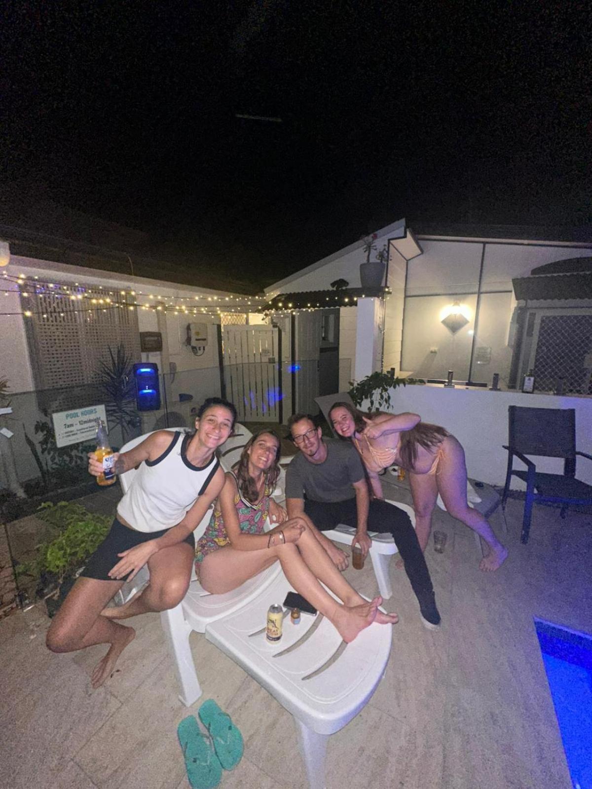 Homestyle Hostel - 18-36Yrs Caloundra Bagian luar foto